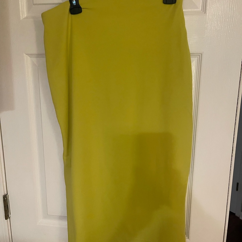 Express contour skirt